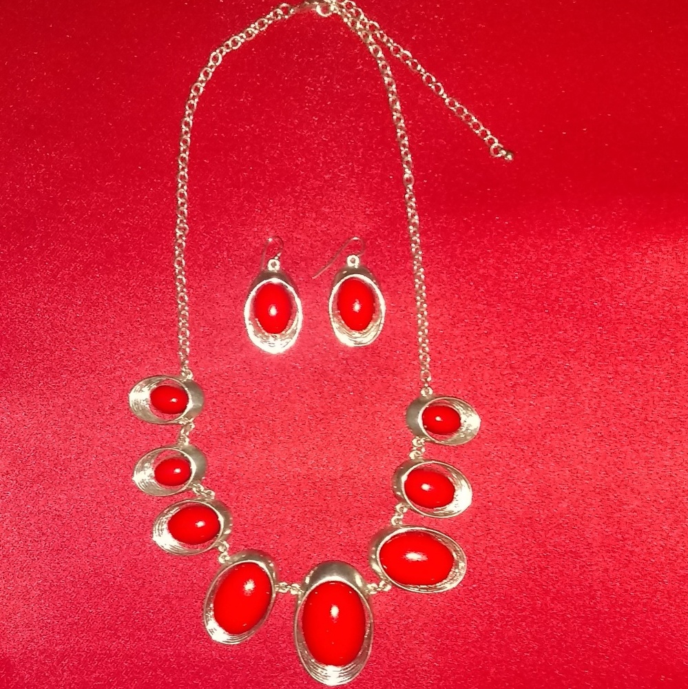 Necklace and earrings